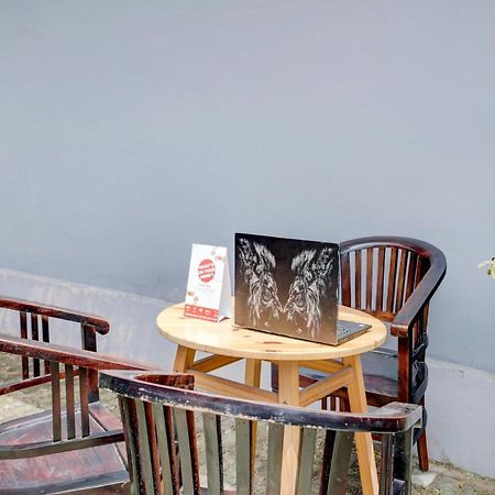 Oyo 90711 Blembong Homestay 金巴兰 外观 照片