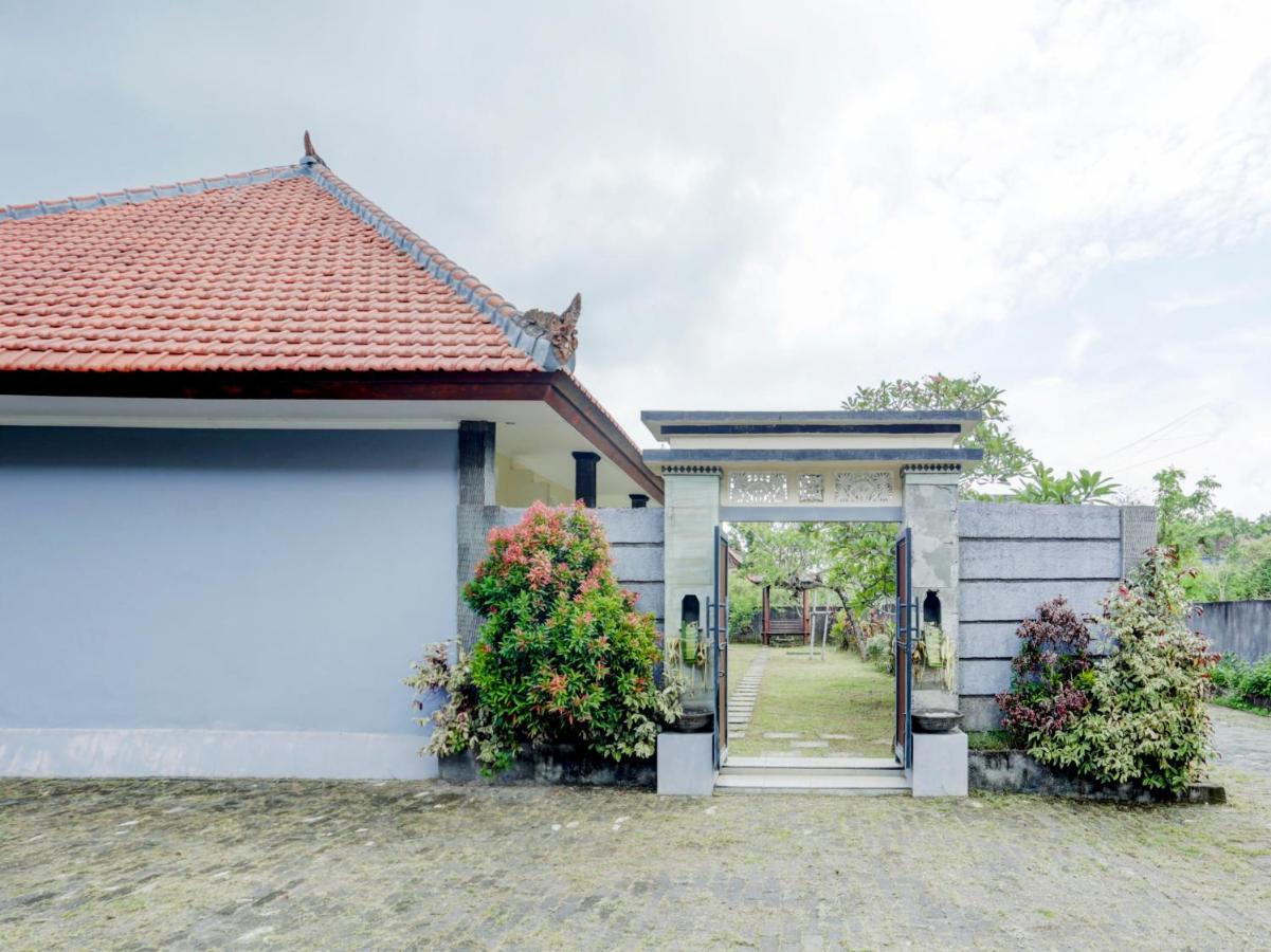 Oyo 90711 Blembong Homestay 金巴兰 外观 照片