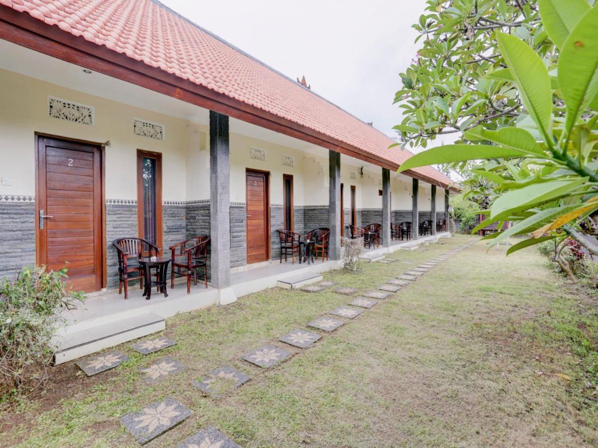Oyo 90711 Blembong Homestay 金巴兰 外观 照片